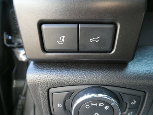 Used 2020 Ford Expedition Limited w/ Special Edition Package AWD/4WD image 34