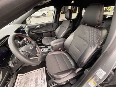 Certified 2024 Ford Escape ST-Line w/ Tech Pack #1 AWD/4WD image 12