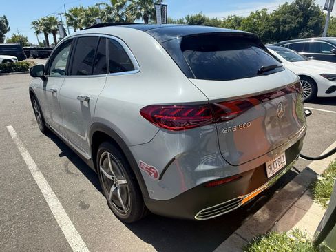 Used 2023 Mercedes-Benz EQE 500 4MATIC SUV image 3