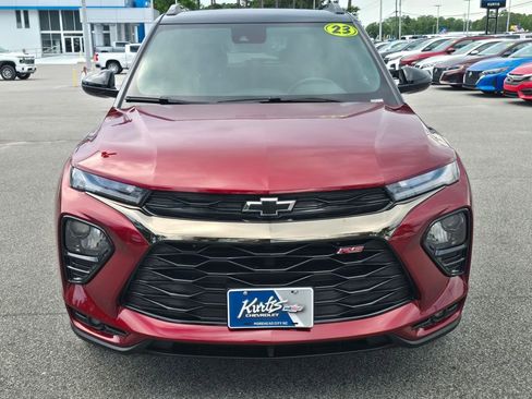 Used 2023 Chevrolet TrailBlazer RS w/ Convenience Package FWD image 8