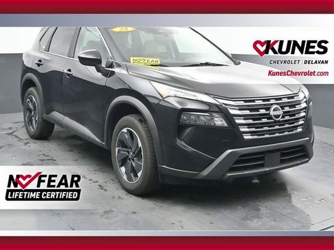 Used 2025 Nissan Rogue SV FWD image 1