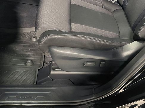 Used 2025 Subaru Ascent Premium image 23