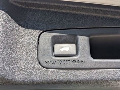 Used 2017 Honda CR-V EX-L image 13
