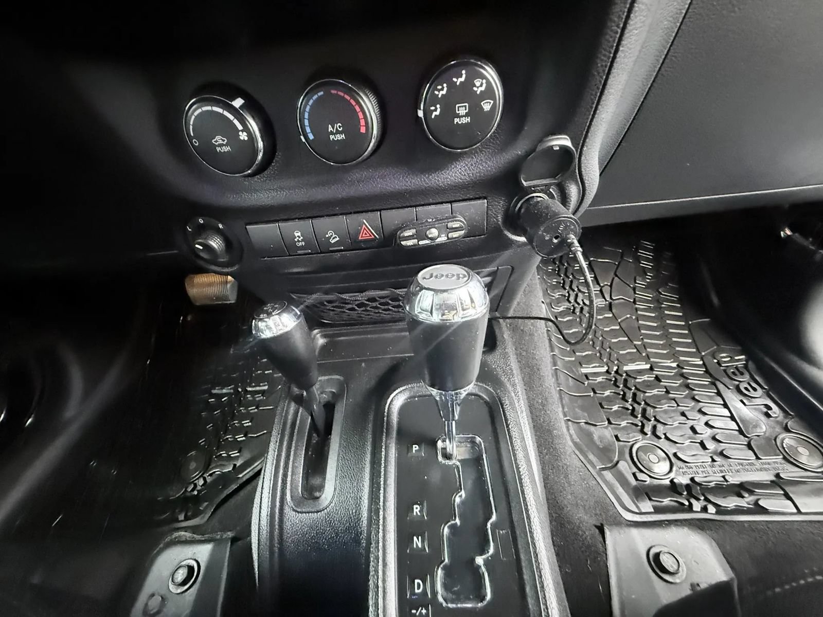 Used 2016 Jeep Wrangler Unlimited Sport w/ Quick Order Package 24S AWD/4WD image 11
