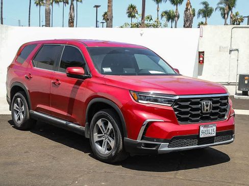 Used 2023 Honda Pilot EX-L image 3