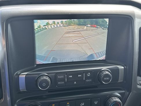 Used 2018 Chevrolet Silverado 1500 LT RWD image 26