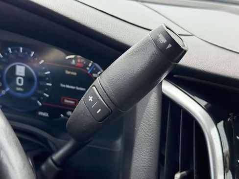 Used 2020 Cadillac Escalade Luxury AWD/4WD image 32