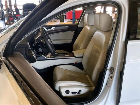 Used 2025 Audi A6 Premium Plus w/ Premium Plus Package image 7