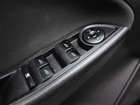 Used 2017 Ford Focus SE FWD image 11