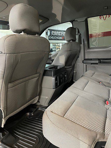 Used 2016 Ford F150 XLT w/ Equipment Group 302A Luxury AWD/4WD image 24