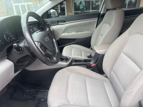 Used 2018 Hyundai Elantra Value Edition w/ Cargo Package FWD image 8