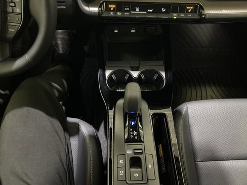 Certified 2026 Toyota Prius XLE image 21