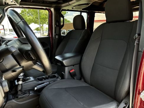 Used 2021 Jeep Wrangler Unlimited Sport AWD/4WD image 24