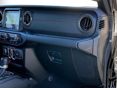 Certified 2021 Jeep Gladiator Overland image 20
