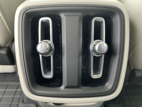 New 2026 Volvo XC40 B4 Plus w/ Protection Package Premier image 4