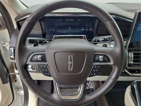 Used 2022 Lincoln Navigator Black Label AWD/4WD image 16
