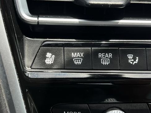 Used 2022 BMW M8 Competition w/ Driving Assistance Package AWD/4WD image 18