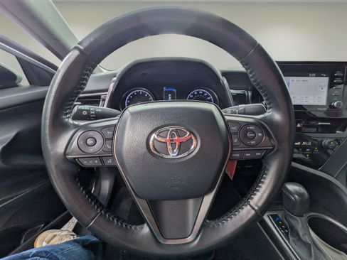 Used 2023 Toyota Camry SE FWD image 15
