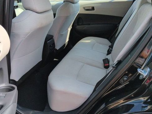 Certified 2024 Toyota Corolla Cross L FWD image 16