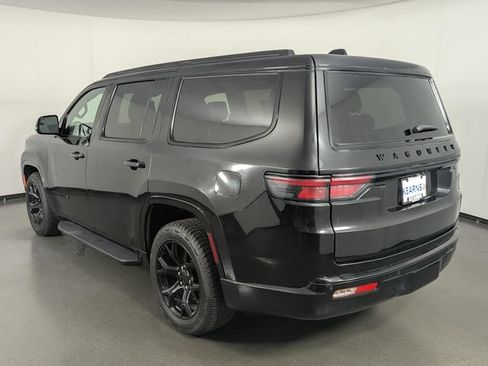 Used 2024 Jeep Wagoneer Series II AWD/4WD image 6
