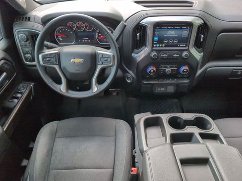 Used 2022 Chevrolet Silverado 1500 LT w/ Z71 Off-Road Package AWD/4WD image 32