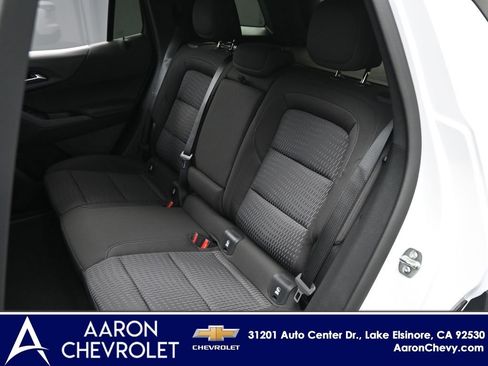 New 2026 Chevrolet Equinox LT image 14