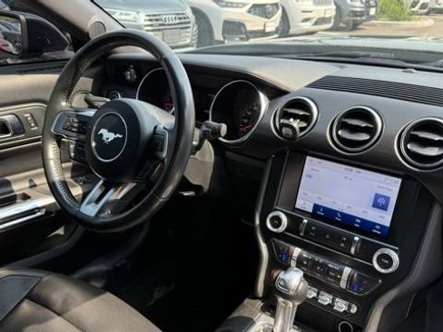 Used 2022 Ford Mustang Premium RWD image 7