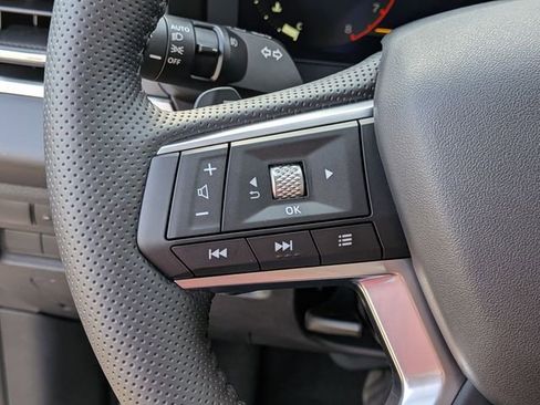 New 2026 Mitsubishi Outlander SE image 16