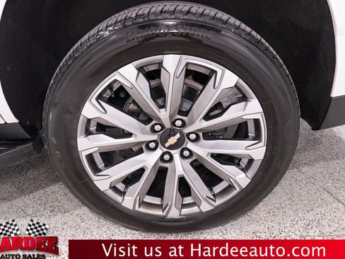 Used 2025 Chevrolet Tahoe High Country w/ LPO, Illumination Package AWD/4WD image 10
