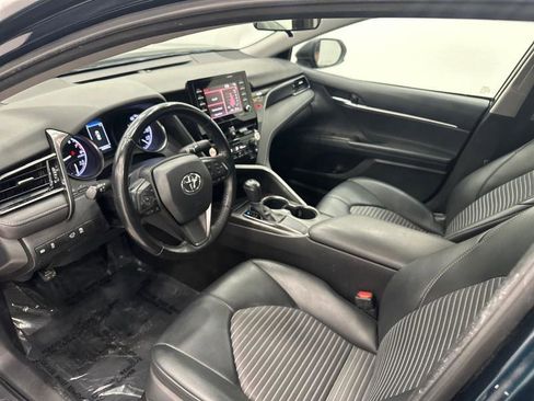 Used 2021 Toyota Camry SE image 13