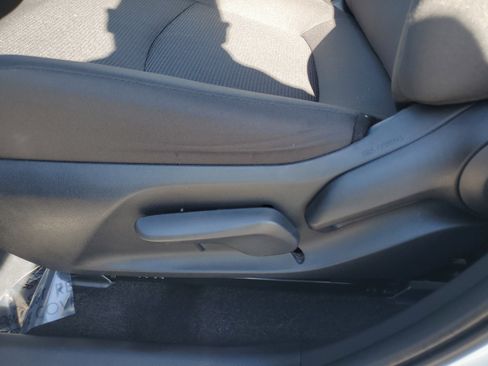 Used 2024 Toyota RAV4 LE image 12