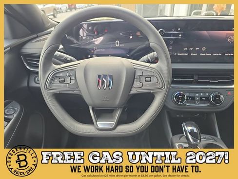 New 2026 Buick Envista Preferred FWD image 12