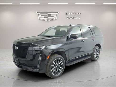 Used 2021 Cadillac Escalade Sport Platinum image 3