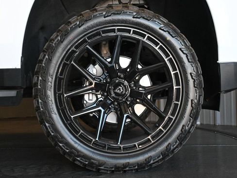 Used 2021 Chevrolet Tahoe LT AWD/4WD image 9