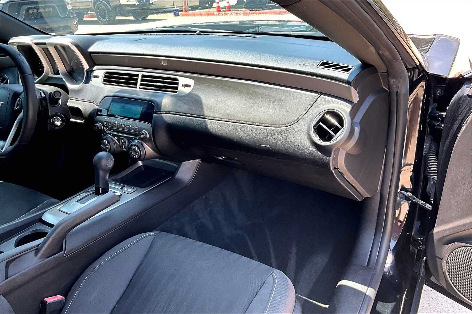 Used 2013 Chevrolet Camaro LS RWD image 20