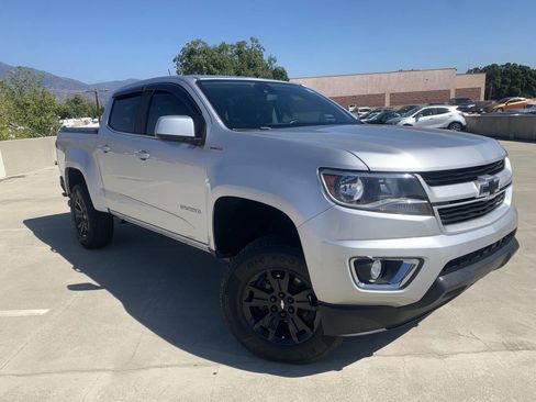 Used 2016 Chevrolet Colorado LT w/ LT Convenience Package image 3