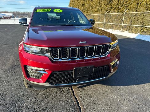 Used 2024 Jeep Grand Cherokee Limited image 9