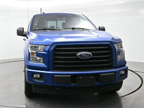 Used 2017 Ford F150 XLT w/ Equipment Group 302A Luxury image 2