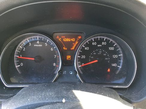 Used 2018 Nissan Versa Note S FWD image 2
