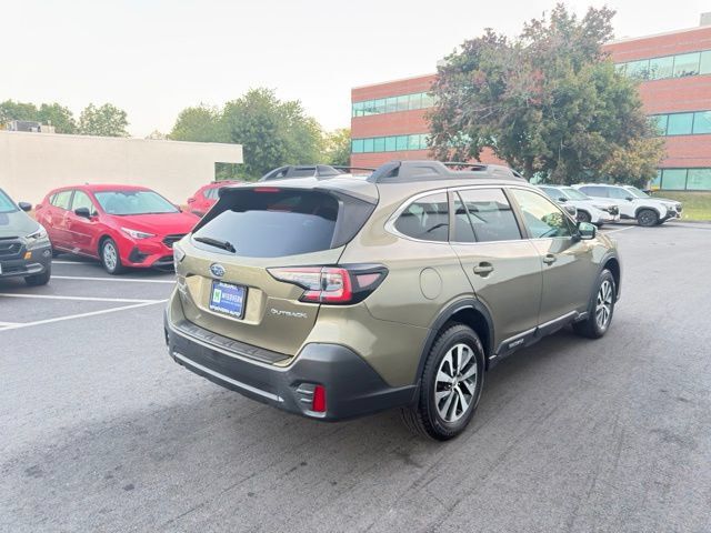 Used 2022 Subaru Outback Premium AWD/4WD image 7