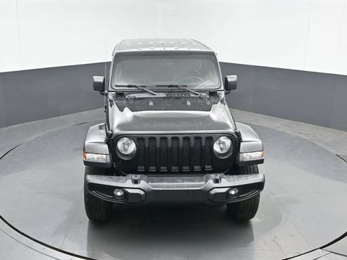 Used 2020 Jeep Wrangler Unlimited Sahara AWD/4WD image 29