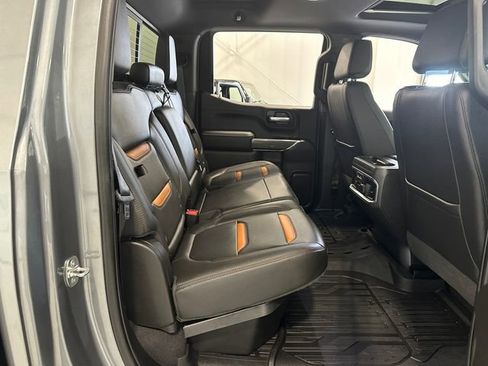 Used 2019 GMC Sierra 1500 AT4 w/ Off Road Performance Package AWD/4WD image 33