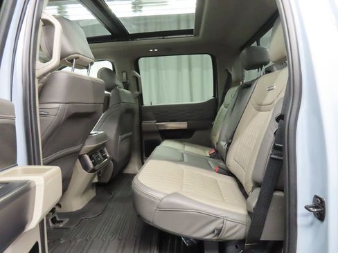 Used 2025 Ford F350 Platinum w/ Platinum Plus Package image 13