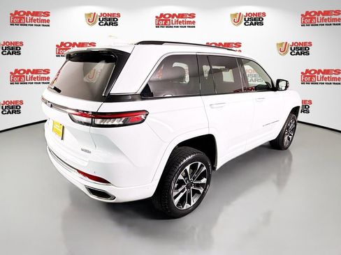 Used 2023 Jeep Grand Cherokee Overland AWD/4WD image 19