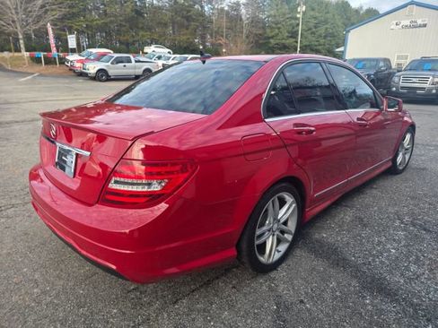 Used 2013 Mercedes-Benz C 250 Sedan w/ Multimedia Pkg image 5