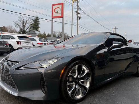 Used 2021 Lexus LC 500 Convertible image 22