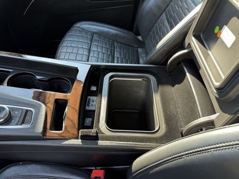 Used 2021 Cadillac Escalade ESV Sport Platinum w/ Heavy-Duty Trailer Package image 23