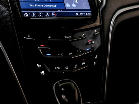 Used 2019 Cadillac XTS Luxury FWD image 29