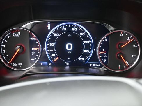 Used 2023 Chevrolet Blazer RS w/ Enhanced Convenience Package FWD image 11