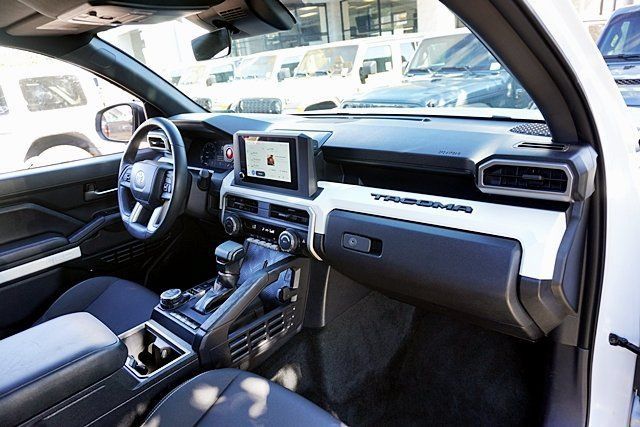 Used 2024 Toyota Tacoma TRD Off-Road AWD/4WD image 17
